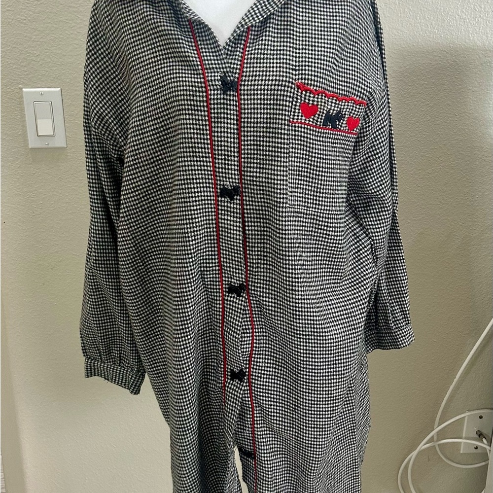 Women's Black and White hound tooth Scotty dog sleep shirt with dog buttons
